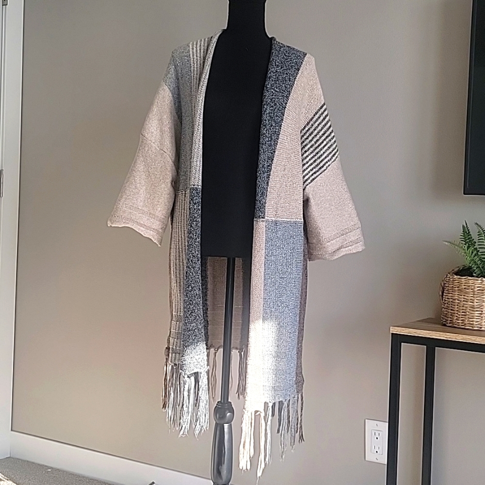 Women's BoHo poncho, size Small/medium